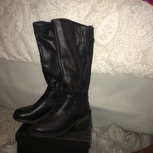 Bear trap black riding boots